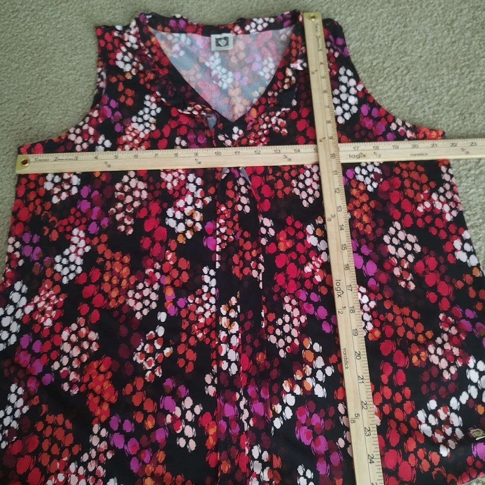 Anne Klein Sleeveless Blouse Women XL Red Multi Excellent Abstract Dot V-Neck